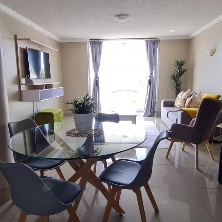 Cascades 103 Apartment พอร์ตเอลิซาเบธ ภายนอก รูปภาพ