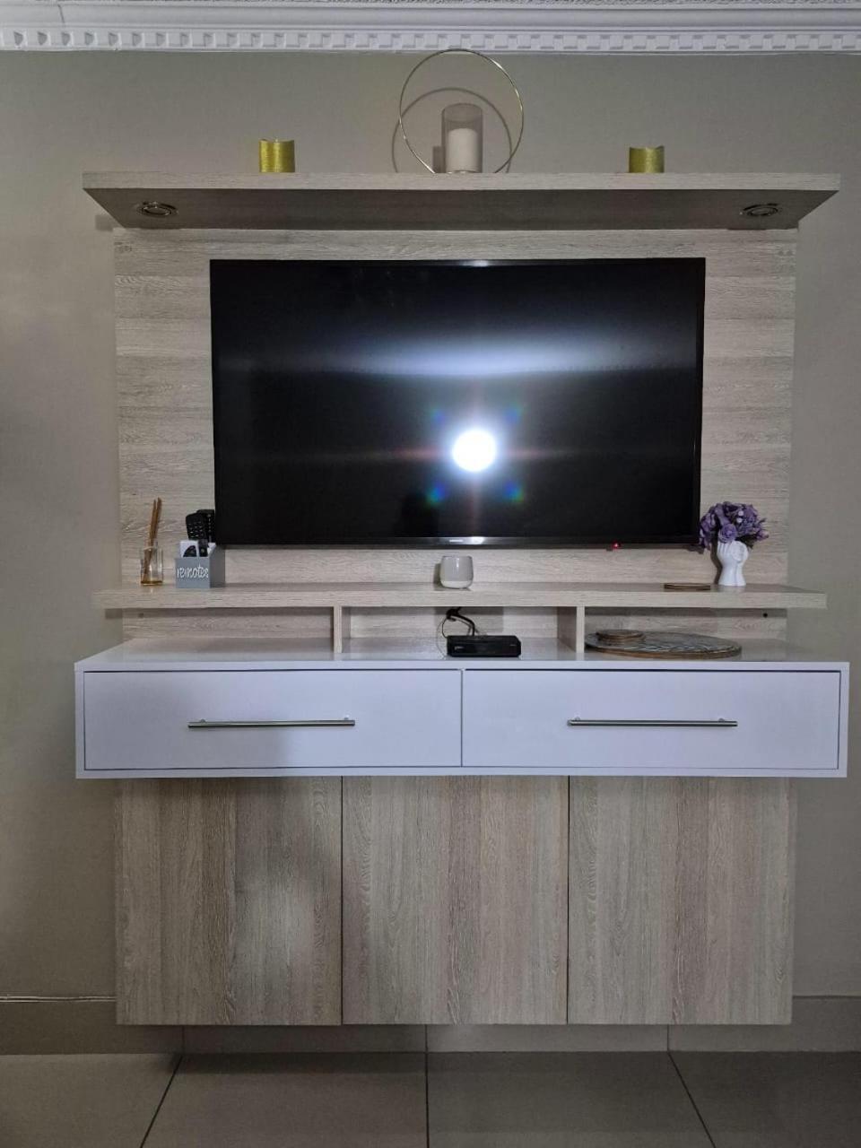Cascades 103 Apartment พอร์ตเอลิซาเบธ ภายนอก รูปภาพ